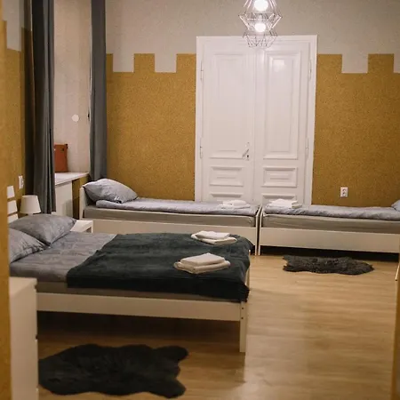 West.13 Guest קרקוב