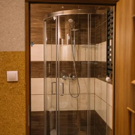 West.13 Guest Hotell