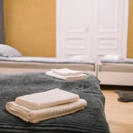 West.13 Guest Krakow