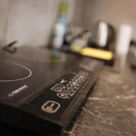 West.13 Guest Hotell