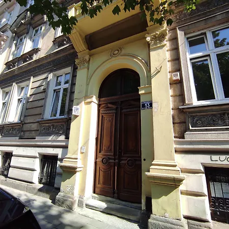 West.13 Guest Kraków