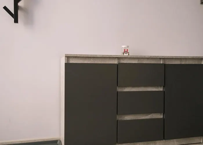 West.13 Guest Kraków