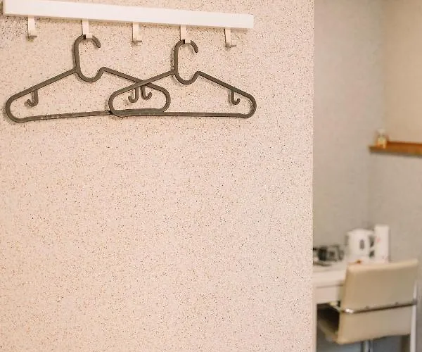 West.13 Guest * Kraków