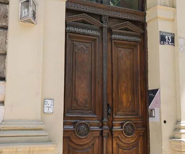 West.13 Guest * Kraków