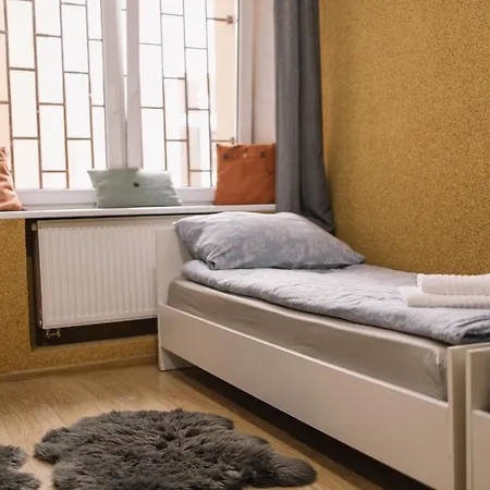 West.13 Guest 크라쿠프