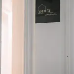 West.13 Guest Otel